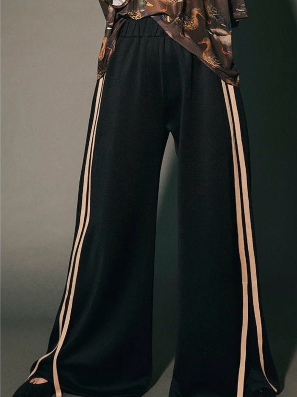 Wide-Leg Scuba Track Pants with Side Stripes - Black